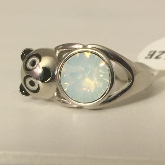 Fragrant Jewels Panda-monium Ring - Picture 3 of 3